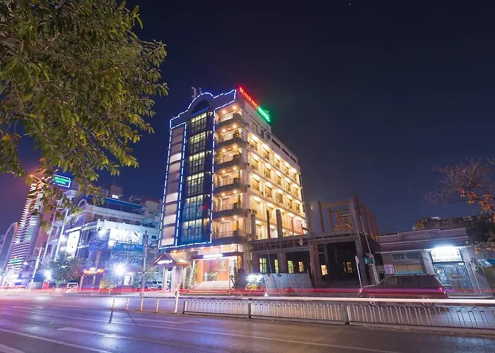 Sunrise Hotel